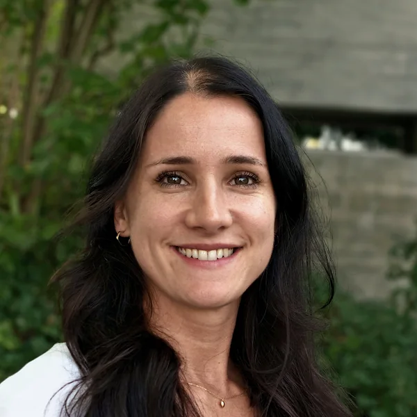 Porträt Eva Kneubühler